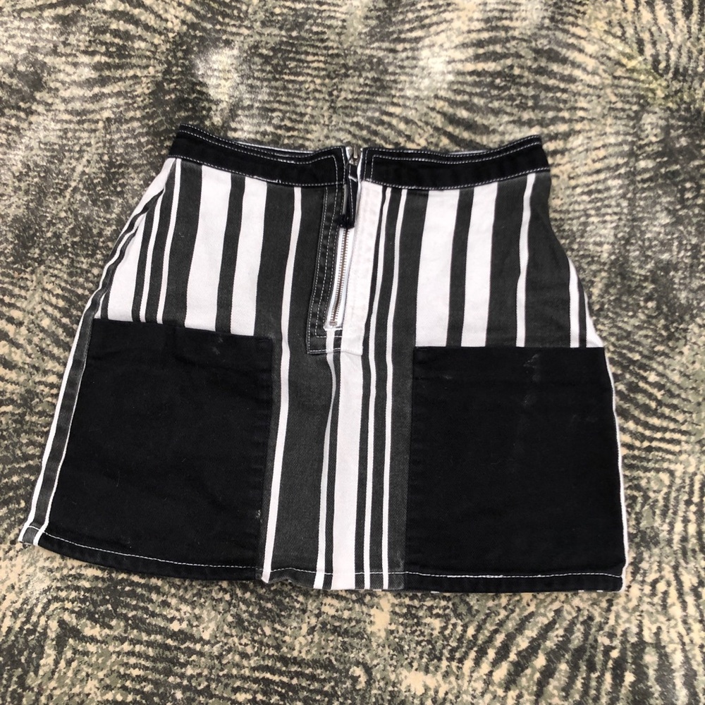 Mini jean pencil skirt